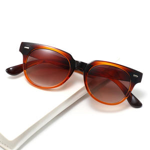 แว่นกันแดดสไตล์ยุโรปอเมริกันทรงรีลายกระดองเต่า ป้องกันรังสียูวี 400 สำหรับทุกเพศ เหมาะสำหรับการเดินทาง วัสดุทำจากพีซี - Product Image 5