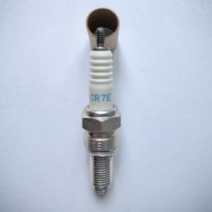 Pièces de moteur de moto <span class=keywords><strong>NGK</strong></span> Original Buja 4578 CR7E pour Kawasaki VN800 Classic 800CC , Epsion 150 150CC OEM J4520IU22 - Product Image 4