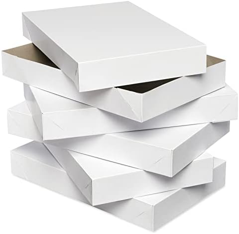Boîtes blanches pour robes avec couvercles
