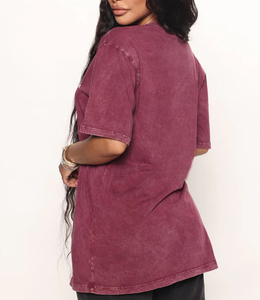 T-shirt da <span class=keywords><strong>donna</strong></span> girocollo 100% cotone stampata a <span class=keywords><strong>maniche</strong></span> <span class=keywords><strong>corte</strong></span> con spalle scese, vestibilità ampia, con dettagli ricamati a quadri/punti e bottoni - Product Image 3