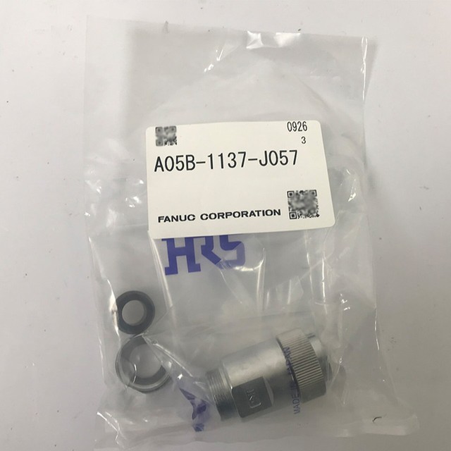 1pc A05b-1137-j057 Robot Plug A05b1137j057 Free Shipping