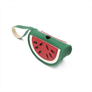 Porte-sacs à déjections canines en cuir PU, support portable pour sacs à déchets pour animaux de compagnie, mignon en forme de fruit (pastèque) - Product Image 3