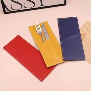 Étui à couverts en cuir PU tendance, pochette porte-couteaux et fourchettes, organiseur de rangement pour la maison, les fêtes et la décoration de table - Product Image 4