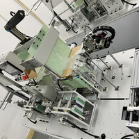 Machine d'emballage verticale entièrement automatique pour gants en plastique jetables pliables, de qualité alimentaire, en sachet, haute efficacité