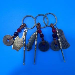 Llavero de cuerda marrón con monedas de los Cinco Emperadores de latón, accesorios de monedas de cobre con cuerda amarilla, colgante para coche, adorno portátil, regalo creativo - Product Image 4