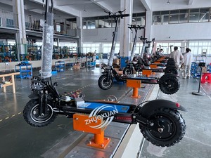 Trottinette électrique pliable de 11 pouces pour adultes, 48V 2400W, double moteur, en alliage d'aluminium, trottinette électrique de banlieue, double frein à disque - Product Image 3