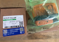 Repuestos Originales para Excavadora Doosan Develon Hyundai 301005-02052 Conjunto de Lámpara Combinada para DX125W-10/DX150W-7B/DX210W-7B