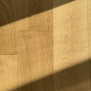 Plancher en SPC à clic imperméable en <span class=keywords><strong>plastique</strong></span> pour chambre à coucher, respectueux de l'environnement, design graphique, plinthe - Product Image 6