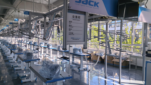 Chemise Boubou Africaine Homme à Manches Longues en Polyester Brodé Léger et Séchage Rapide pour Mariage Africain – Soutenez l'Afrique - Product Image 5