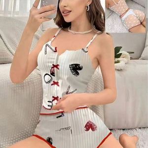 MHK142 Nuevo Conjunto de Pijama Sexy de Verano con Cintura Elástica, Estampado Transparente con Logotipo Frontal, Ropa de Casa para Mujer, Conjunto de Shorts con Tirantes - Product Image 4