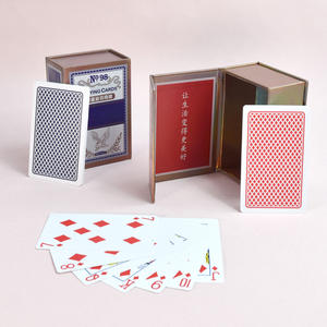 <span class=keywords><strong>Cartes</strong></span> à jouer personnalisées 200G 500G épaisses étanches <span class=keywords><strong>tueur</strong></span> <span class=keywords><strong>jeu</strong></span> <span class=keywords><strong>de</strong></span> société <span class=keywords><strong>de</strong></span> l'usine avec boîte à couvercle pour le divertissement en famille - Product Image 1