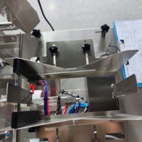 Machine d'emballage Doypack pour sachets stand-up, sachets à fermeture éclair, sachets plats, lait en poudre, protéines en poudre, assaisonnements en poudre