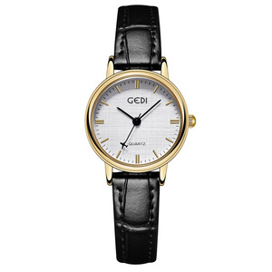 Reloj de alta gama para mujer con textura de tela delicada, esfera de cuarzo, reloj moderno. - Product Image 4
