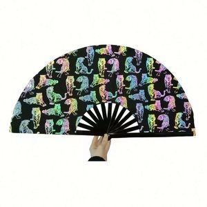 ของขวัญเทศกาล อุปกรณ์ประกอบการเต้นรำ พัดพับได้ขนาดใหญ่ พัดกังฟูพีวีซี พัดมือถือทำจากไม้ไผ่และผ้าไหม - Product Image 2