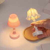 Lampes de table LED à piles en forme de bouton de fleur plissé, pour chambre à coucher, salle à manger, veilleuse, décoration simple et moderne