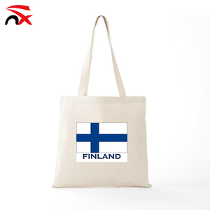Sac fourre-tout finlandais réutilisable en toile naturelle, sac de courses avec drapeau finlandais, idéal pour un cadeau - Product Image 1