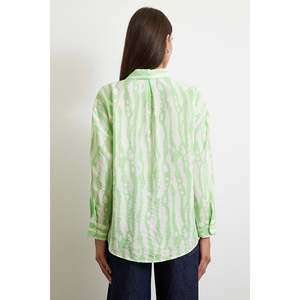 Camisa Modal con Estampado de Cebra Verde, Blusa Casual con Botones para Mujer, Tela Popelina, Estilo Diario - Product Image 3
