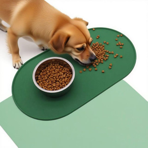 Tapis en silicone imperméable et anti-fuite pour animaux de compagnie – Tapis d'alimentation pour chiens et chats – Fournitures transfrontalières pour animaux de compagnie – Chiens et chats - Product Image 1