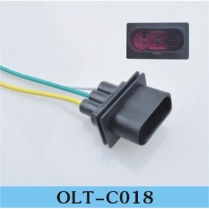 Conector Olt C018, Enchufe Automotriz de Plástico Negro con Cable para Modelos Generales - Product Image 1