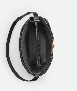 Pochette de luxe Bottega BV Andiamo en cuir de veau soyeux avec détail nœud signature et bandoulière coulissante Veneta - Product Image 3