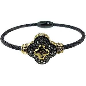 Bracelet magnétique torsadé en fil de câble avec design double trèfle pavé CZ, accessoire de charme fin - Product Image 1