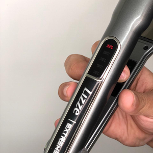 Fabrik preis Guter Lieferant Drahtloser Glätteisen-Haar glätter Lizze Extreme Original Neues Produkt Hohe Leistung für Reisen - Product Image 3
