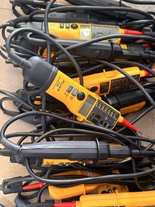 Máy kiểm tra điện áp và mạch điện liên tục Fluke T150 hai cực - Product Image 4