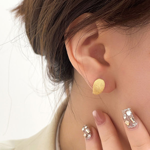 925 Sterling <b>Silver</b> Oval <b>Stud</b> <b>Earrings</b> Matte Gold Texture Everyday Wear Simple Commuting Versatile <b>Earrings</b> - Product Image 3