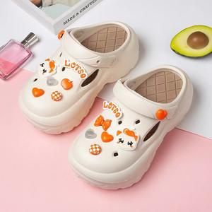 Lotso Sabots à plateforme pour femmes, vert clair, semelle épaisse, antidérapants, sandales de plage d'été, style <span class=keywords><strong>Crocs</strong></span> tendance et mignon, <span class=keywords><strong>talon</strong></span> de 3 cm - Product Image 3