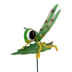 Ingrosso personalizzabile in plastica per libellula palo ornamento da giardino per bambini decorazione primaverile funzionale cortile fiore casa bordatura - Product Image 3