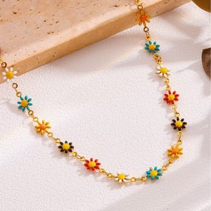Conjunto de Collar y Pulsera de Flores de Moda, Juego de Margaritas Pequeñas en Oro de 18k, Pulsera de Margaritas de Siete Colores, Conjunto de Collar de Margaritas de Colores - Product Image 6
