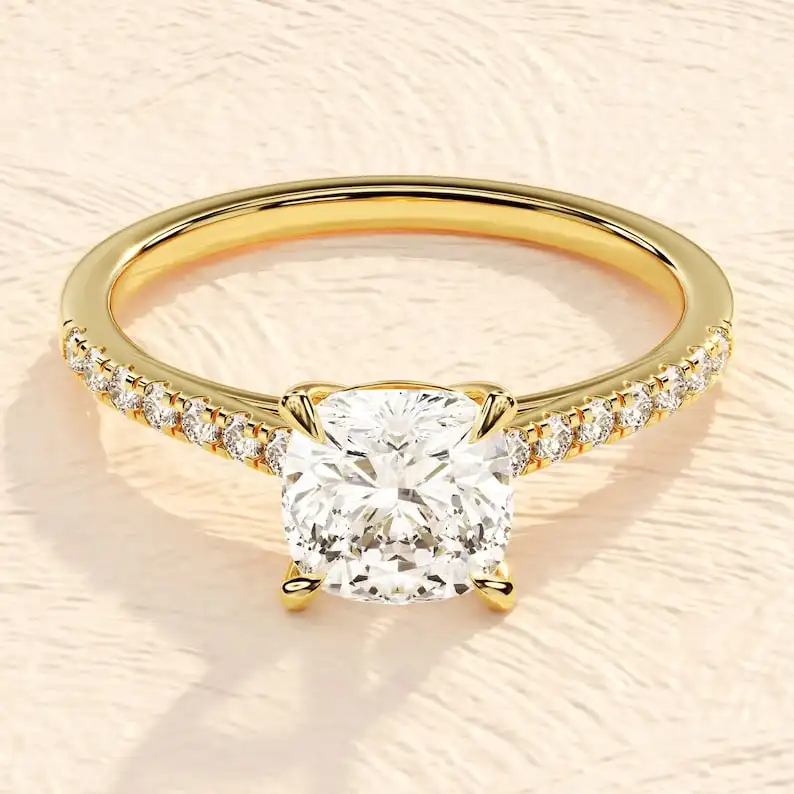 थोक मात्रा 925 स्टर्लिंग चांदी के आभूषण सॉलिटेयर मोइसानाइट अंगूठी महिलाओं के लिए पॉलिश बैंड सफेद हीरे एक्सेंट अंगूठियां