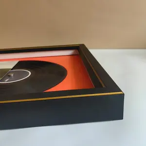 铝框12英寸黑色凹槽乙烯基唱片专辑框架，用于收藏或礼品