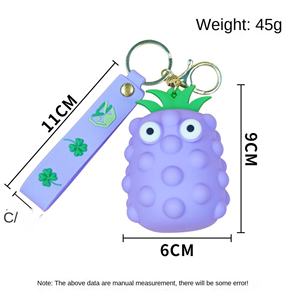 Porte-clés en silicone 3D ananas, style Kawaii Anime, pour sac à dos, vente en gros - Product Image 5
