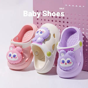 Sıcak Sevimli Çocuk Sandaletleri Terlik Kaymaz Yumuşak Tabanlı Slaytlar Erkek Kızlar için Bulut Şeklinde Yaz Kış İlkbahar Ayakkabıları - Product Image 1