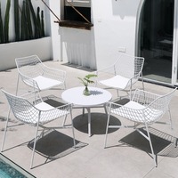 Ensemble moderne de table, chaises et parasol en métal pour extérieur, imperméable et résistant au soleil, pour cour, maison, cuisine, hôpital, loisirs - idéal pour balcon