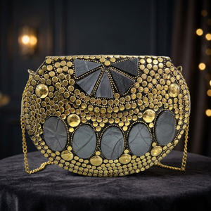 Caja de Joyería de Latón Dorado con Mosaico Ecológico, Adorno de Piedra Negra, Correa de Cadena, Artesanía de Resina para Bodas, Fiestas y Eventos Nocturnos - Product Image 1