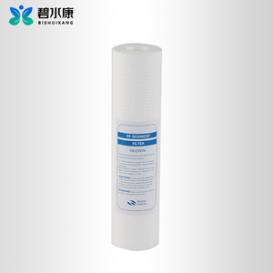 <span class=keywords><strong>Cartouche</strong></span> filtrante à sédiments en polypropylène PP soufflé à chaud Bishuikang de 10 pouces pour la <span class=keywords><strong>filtration</strong></span> de l'<span class=keywords><strong>eau</strong></span> - Product Image 2