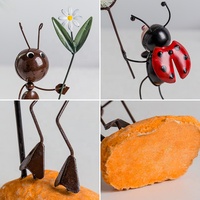 Décoration artistique avec base en pierre, mini-statues d'insectes pour la maison, le bureau, le bureau de travail, la bibliothèque, le salon, cadeau pour la décoration de la maison