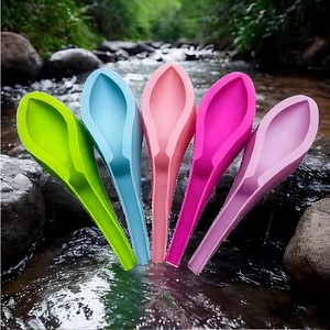 <span class=keywords><strong>Urinoir</strong></span> portable pour femmes KZR, pratique, en silicone, pour les voyages en plein air, toilettes d'urgence pour femmes - Product Image 1