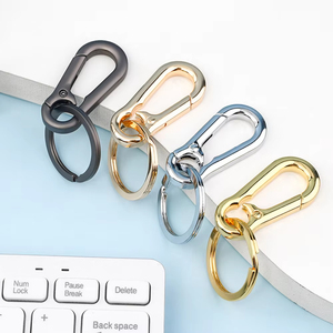 Creativo da <span class=keywords><strong>uomo</strong></span> in metallo pendente in vita Anti-smarrimento portachiavi per <span class=keywords><strong>auto</strong></span> per attività all'aperto arrampicata su roccia amaca moschettone con fibbia a molla - Product Image 5