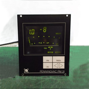 Manomètre de vide différentiel Leybold Penningvac PM31 d'occasion, modèle 89788, type arrière, origine américaine - Product Image 1