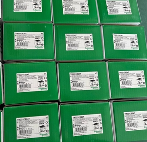 TM221CE24T وحدة تحكم منطقية قابلة للبرمجة من شنايدر، جديدة 100% وأصلية، موديل M221 مع 24 مدخل/مخرج، ترانزستور PNP، إيثرنت - Product Image 5