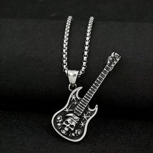 Yunnique – pendentif de guitare en acier inoxydable avec motif de crâne, collier unisexe de musique rock, bijoux de style punk - Product Image 3