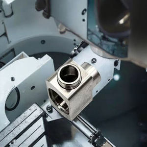 مكونات سماعات أذن من التيتانيوم الفضي خفيفة الوزن ومتينة، تصاميم مخصصة، خدمات تصنيع وحفر باستخدام تقنية التصنيع باستخدام الحاسب الآلي - Product Image 5