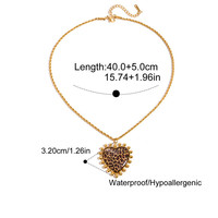 Collier vintage pour la Saint-Valentin, en acier inoxydable, chaîne plate ovale, pendentif cœur blanc et marron pour pull