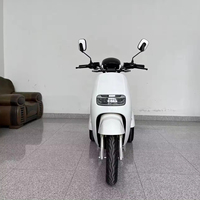 Scooter de mobilité pour cyclomoteur électrique 2000W 1000W 72V 35Ah Cruiser Raincover Roof Pizza Food Delivery Adults Close Type Motorcycle
