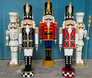 户外玻璃纤维胡桃夹子国王雕塑，用于圣诞节活动装饰，防水防腐，大尺寸，室内/室外皆可使用 - Product Image 4