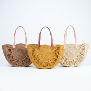 Sac à bandoulière en paille tressée fait main, sac fourre-tout en rotin avec poignées en cuir, idéal pour l'été, la plage et les voyages pour femmes - Product Image 1