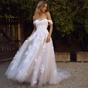 Lace <b>Appliqu</b> Wedding Dress Sweetheart Off Shoulder Ball Gown Backless Princess Style Party Dress - Product Image 3